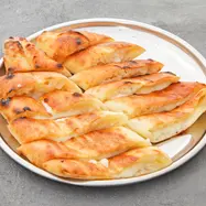 Peynirli Kır Pidesi