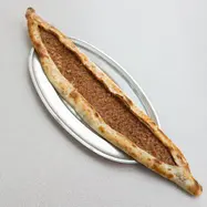 Kıymalı Karadeniz Pidesi 